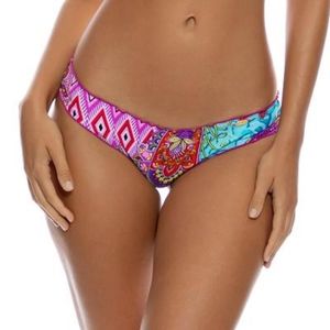 MARACAS Y MOJITOS Full Ruched Back Bottom Luli Fama